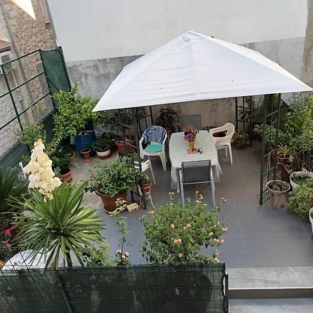 Stela Guest house *